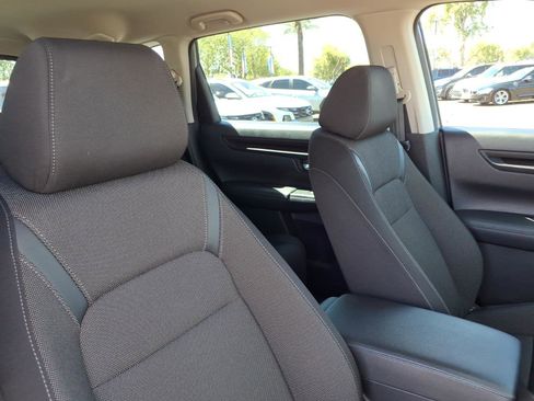Used 2024 Honda CR-V LX image 12