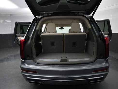 Certified 2024 Cadillac XT6 Premium Luxury w/ Technology Package AWD/4WD image 21