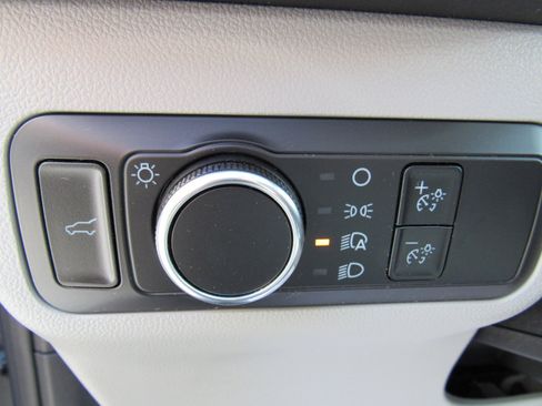 Used 2023 Ford Escape Active w/ Tech Pack #1 image 11