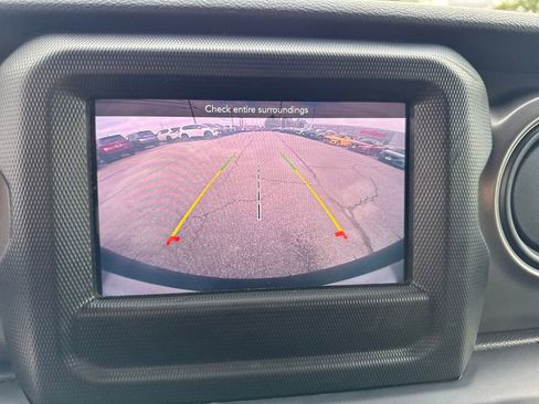 Used 2022 Jeep Wrangler Sport S image 20