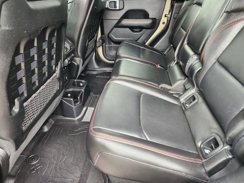 Used 2020 Jeep Gladiator Rubicon AWD/4WD image 33
