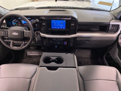 New 2026 Ford F250 XL w/ XL Chrome Package AWD/4WD image 14