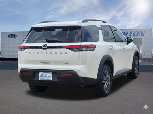 Used 2025 Nissan Pathfinder SV AWD/4WD image 7