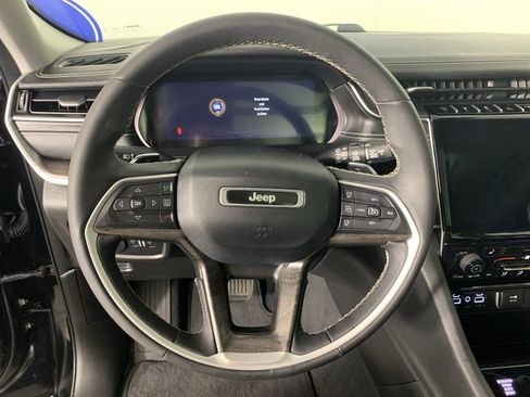 Used 2023 Jeep Grand Cherokee L Limited AWD/4WD image 21