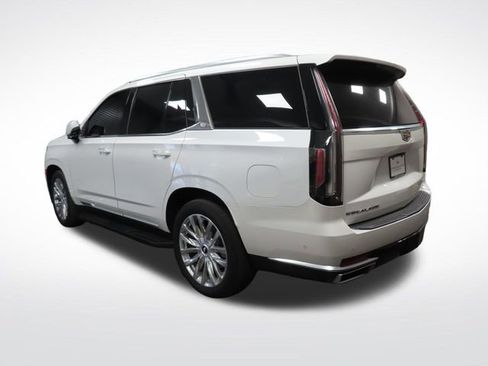 Certified 2024 Cadillac Escalade Premium Luxury w/ Performance Package AWD/4WD image 3