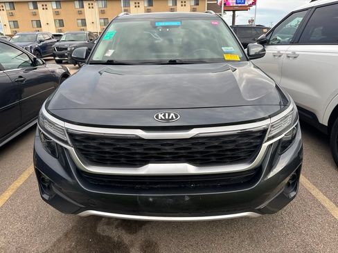 Used 2021 Kia Seltos S AWD/4WD image 1