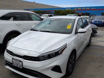 Certified 2023 Kia Forte LXS