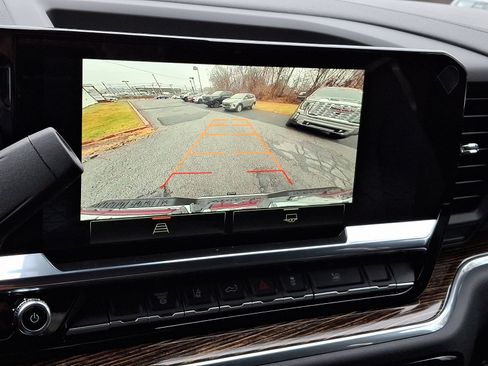 New 2025 GMC Sierra 2500 SLE w/ SLE Convenience Package image 14