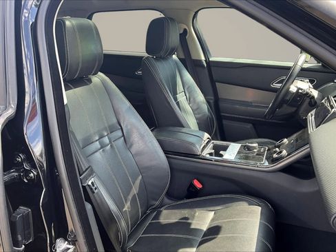 Used 2019 Land Rover Range Rover Velar S image 7
