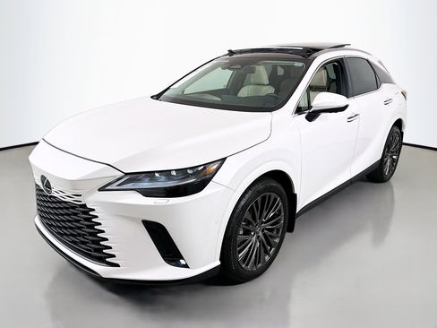 Used 2025 Lexus RX 350 AWD w/ Convenience Package image 3