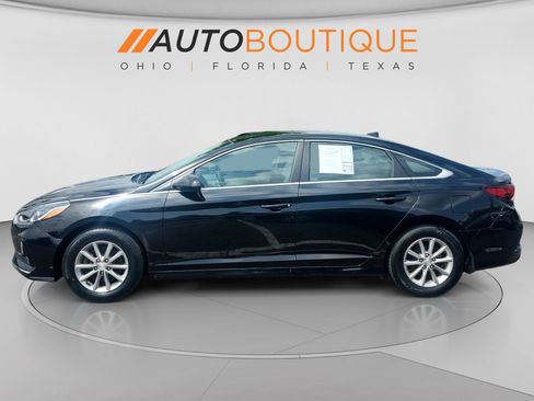 Used 2019 Hyundai Sonata SE w/ Cargo Package FWD image 2
