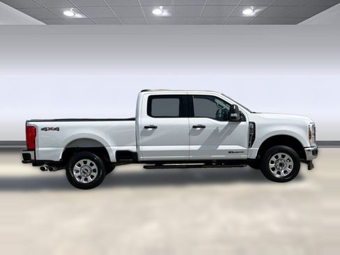 Certified 2024 Ford F250 XLT AWD/4WD image 8