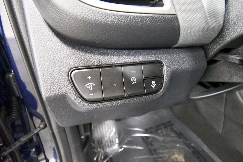Used 2026 Kia Seltos LX AWD/4WD image 19