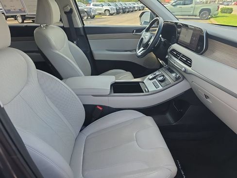 Used 2022 Hyundai Palisade SEL w/ Premium Package FWD image 10