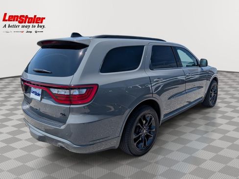 Used 2023 Dodge Durango R/T AWD/4WD image 5