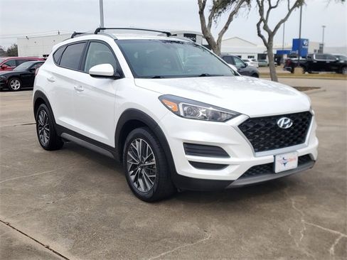 Used 2021 Hyundai Tucson SEL image 2