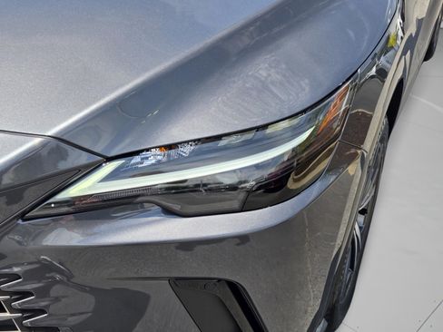 Certified 2025 Lexus RX 350 Premium FWD image 31
