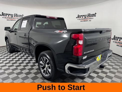 Used 2023 Chevrolet Silverado 1500 LT AWD/4WD image 11