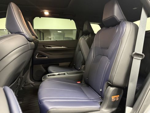 Certified 2026 INFINITI QX60 Sport w/ Dark Cargo Package AWD/4WD image 16