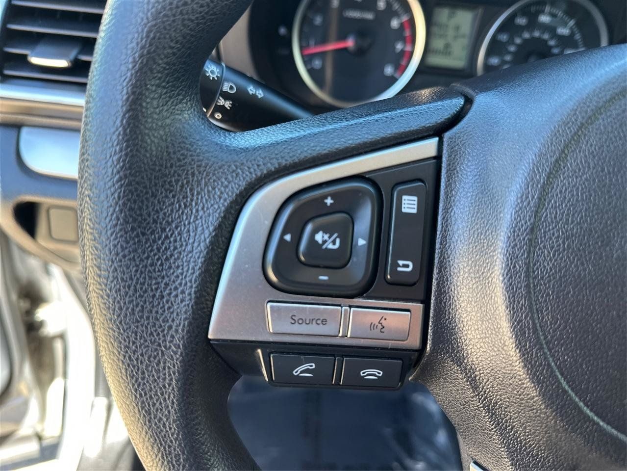 Used 2018 Subaru Forester 2.5i Premium w/ All-Weather Package AWD/4WD image 34