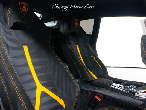 Used 2018 Lamborghini Huracan AWD/4WD image 56