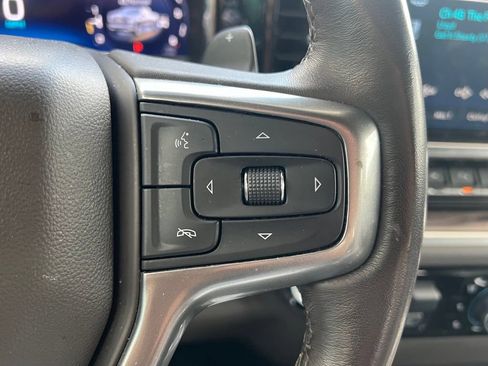 Used 2022 Chevrolet Silverado 1500 LTZ AWD/4WD image 16