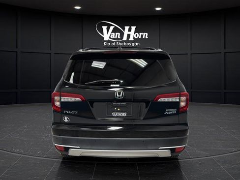 Used 2020 Honda Pilot Touring image 6