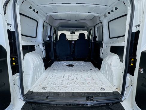 Used 2022 RAM ProMaster City Tradesman FWD image 15
