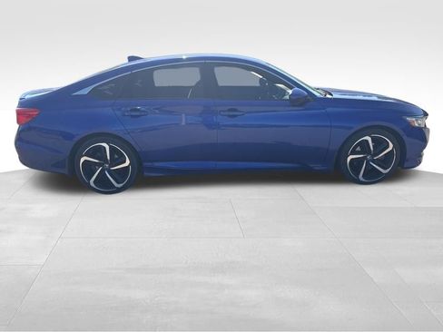 Used 2019 Honda Accord Sport image 13