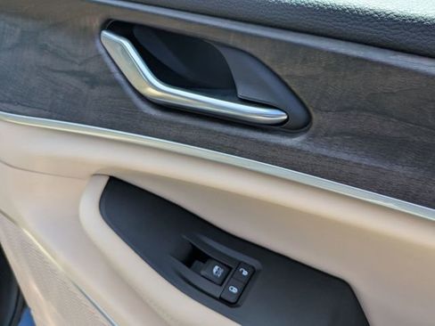 New 2026 Jeep Grand Cherokee Limited w/ Luxury Tech Group II AWD/4WD image 33
