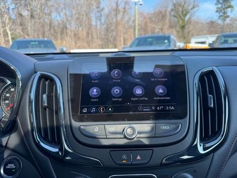 Used 2022 Chevrolet Equinox RS w/ RS Leather Package image 22