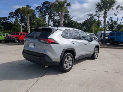 Used 2024 Toyota RAV4 XLE FWD image 3