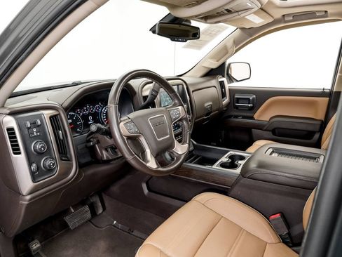 Used 2018 GMC Sierra 1500 Denali AWD/4WD image 4