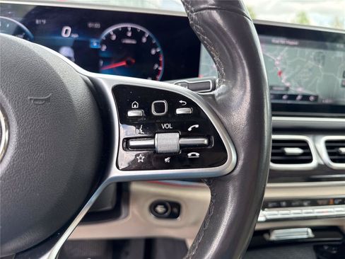 Used 2020 Mercedes-Benz GLE 350 4MATIC image 23