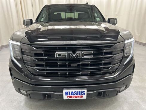 Used 2024 GMC Sierra 1500 Elevation w/ Elevation Premium Package image 32