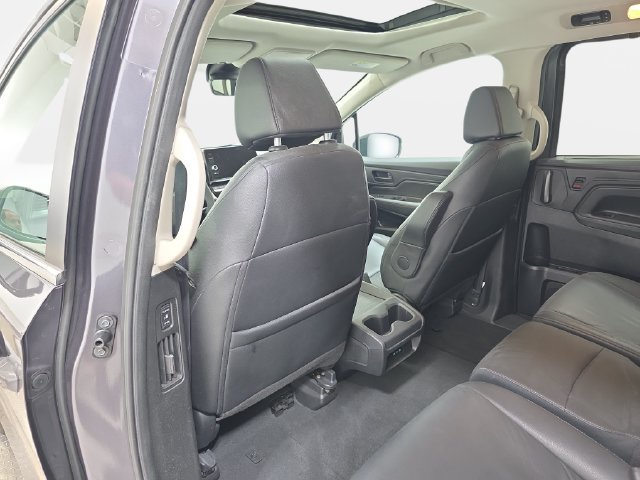 Used 2025 Honda Odyssey EX-L image 12