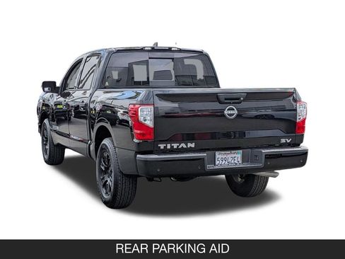 Certified 2024 Nissan Titan SV RWD image 7