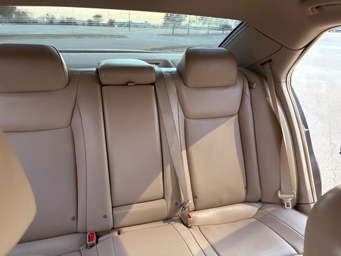 Used 2013 Chrysler 300 C image 23