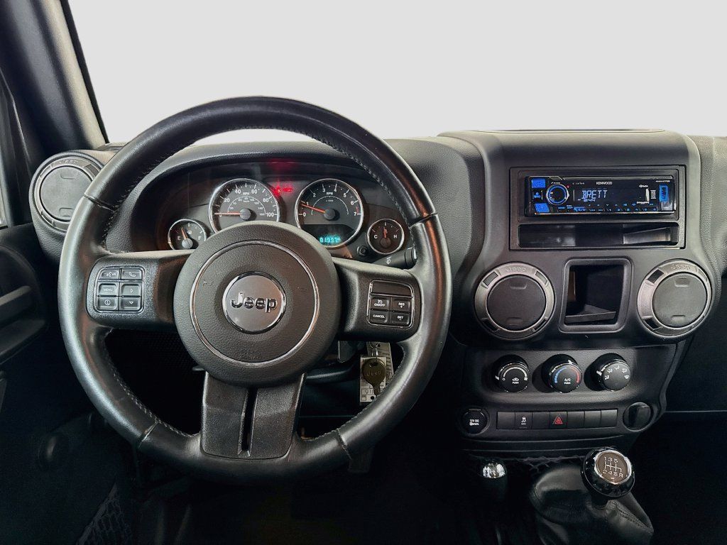 Used 2017 Jeep Wrangler Unlimited Sport w/ Connectivity Group AWD/4WD image 18