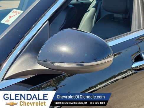 Used 2025 Mercedes-Benz C 300 Sedan image 19
