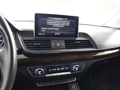 Used 2018 Audi Q5 2.0T Premium AWD/4WD image 32