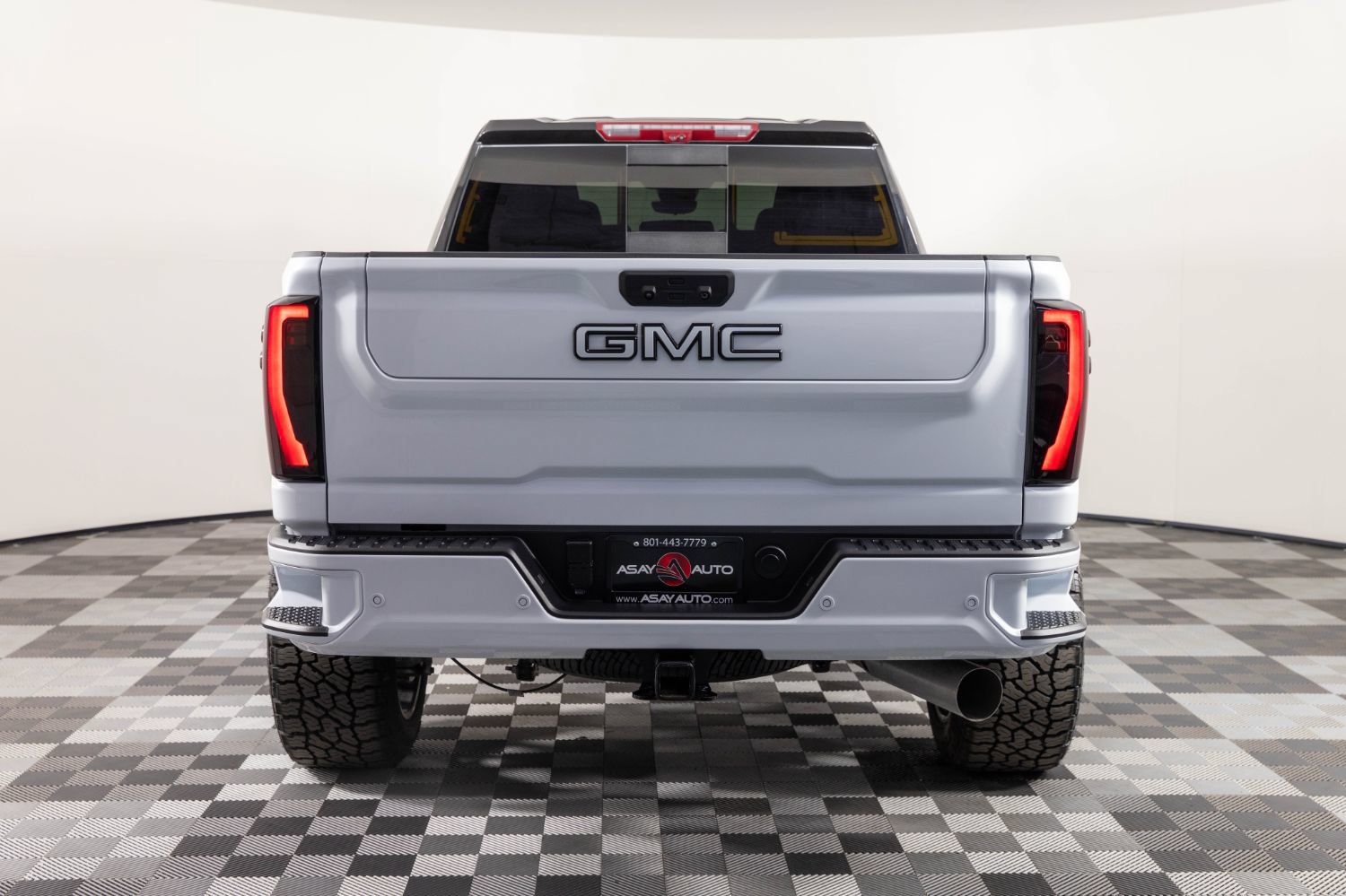 Used 2026 GMC Sierra 3500 Denali Ultimate AWD/4WD image 6