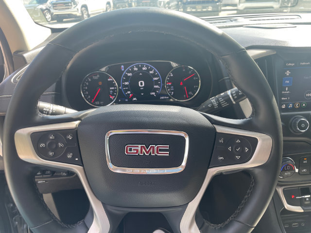 Used 2023 GMC Terrain Denali AWD/4WD image 30