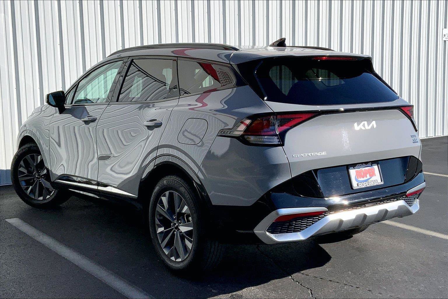 Used 2025 Kia Sportage SX FWD image 9