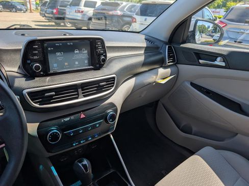 Used 2019 Hyundai Tucson SE AWD/4WD image 22