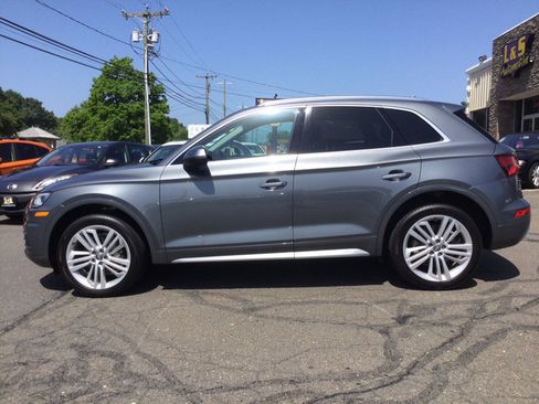 Used 2018 Audi Q5 2.0T Premium Plus w/ Premium Plus Package AWD/4WD image 11