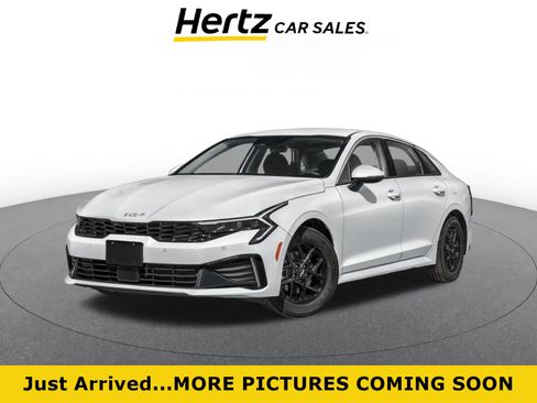 Used 2025 Kia K5 LXS FWD image 1