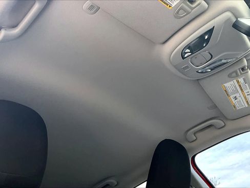 Used 2020 Jeep Compass Sport image 13