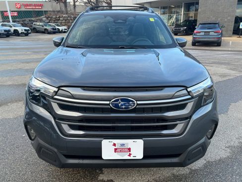 Certified 2025 Subaru Forester Premium image 2