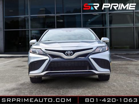 Used 2023 Toyota Camry SE image 6